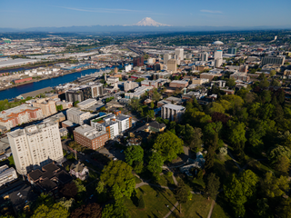 <span class="mw-page-title-main">Tacoma, Washington</span> City in Washington, United States