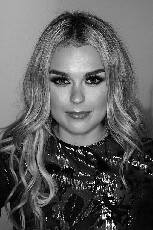 Tallia Storm