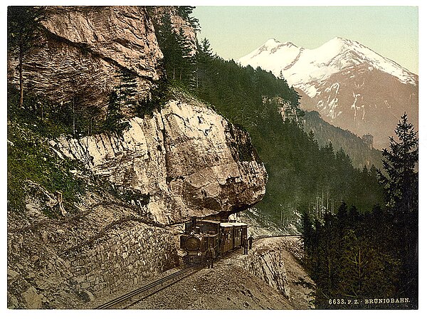 An early train on the climb from Meiringen to the Brünig pass