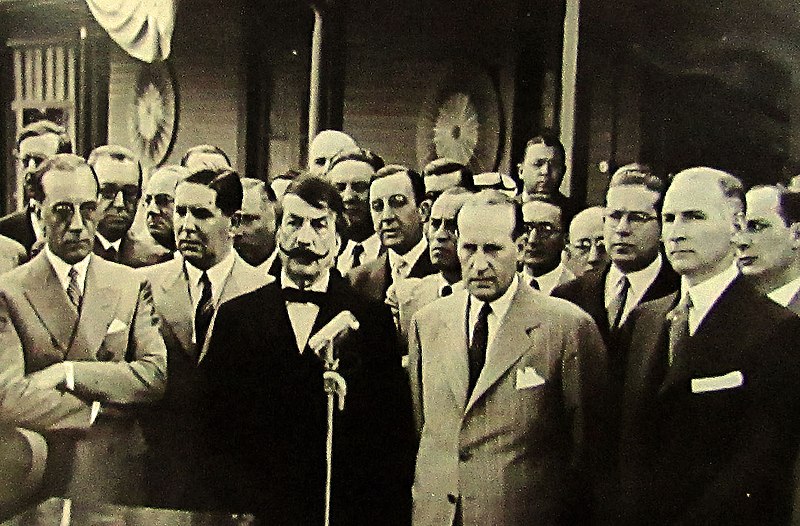 File:UNLP-alfredo-palacios-1942.jpg