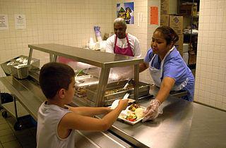 <span class="mw-page-title-main">Lunch lady</span> Female worker who serves food in a school cafeteria