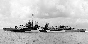 USS John Hood (DD-655) v Mobile Bay 1944