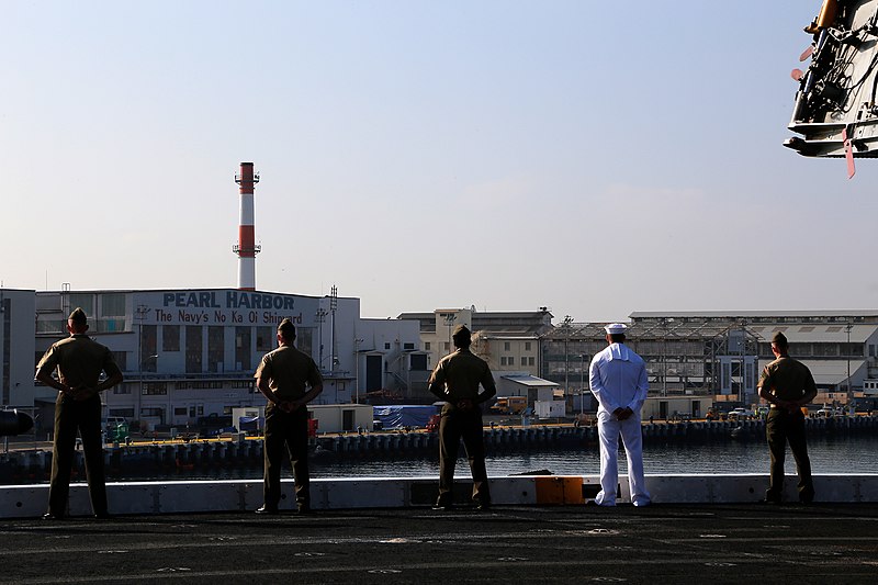 File:USS San Diego, Man the Rails 150218-M-CB493-025.jpg