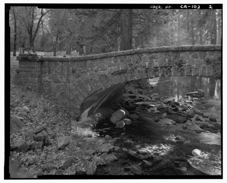 File:VIEW OF NORTHEAST CORNER OF BRIDGE. - Yosemite Creek Bridge, Spanning Yosemite Creek on Northside Drive, Yosemite Village, Mariposa County, CA HAER CAL,22-YOSEM,23-2.tif