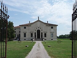 Villa Pojana i Pojana Maggiore Byggnaden är en del av listan över venetianska villor som UNESCO inkluderar bland världsarvet