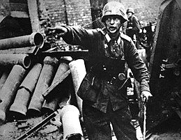 Insurrection de Varsovie - Wehrmacht Officer.jpg