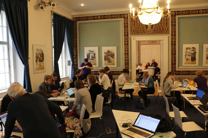 File:WikiGap 2020, Prague - 35.jpg