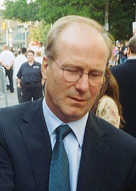 William Hurt signing autographs at the 2005 Toronto International Film Festival while promoting "History of Violence".