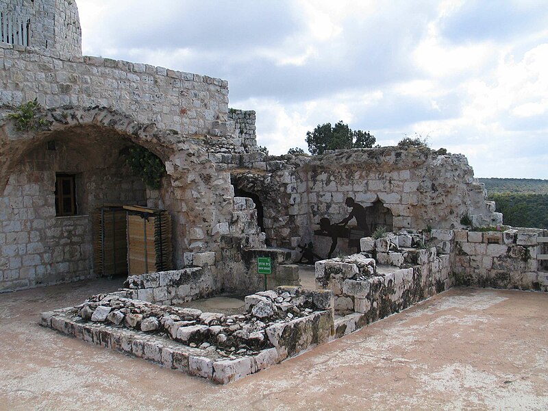 File:Yehiam-fortress-1905.jpg