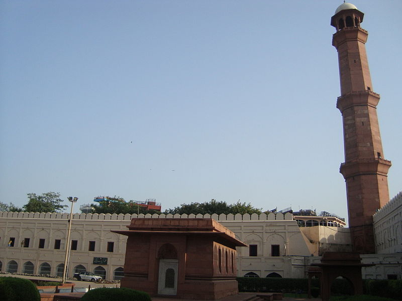 File:'By @ibneAzhar'-Tomb of DrAllamaIqbal-Lahore-Pakistan (3).JPG