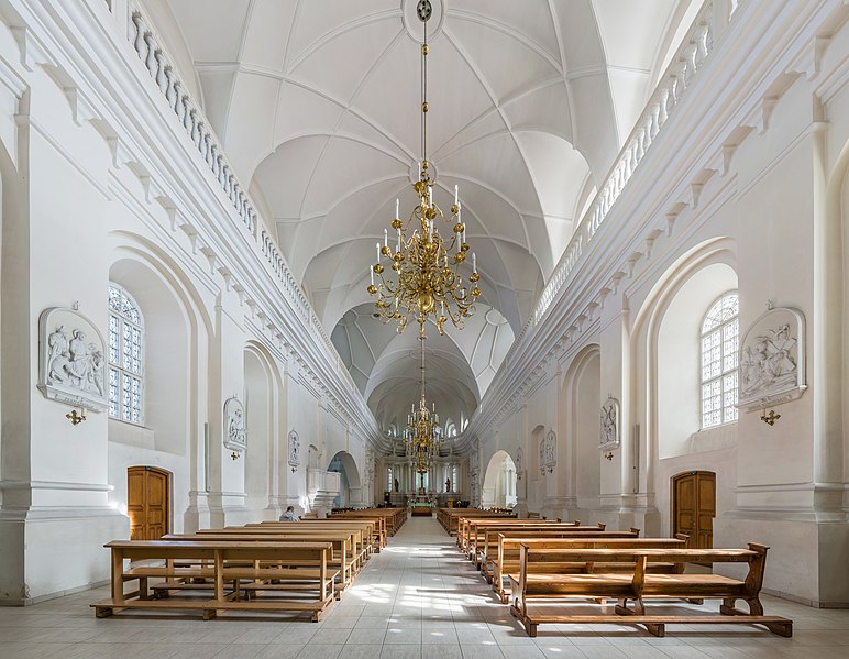 File:Šiauliai Cathedral Interior 1, Šiauliai, Lithuania - Diliff.jpg