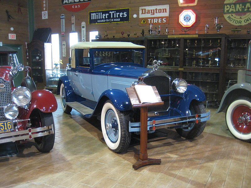 File:1928Packard526ConvertableCoupeLeft.jpg