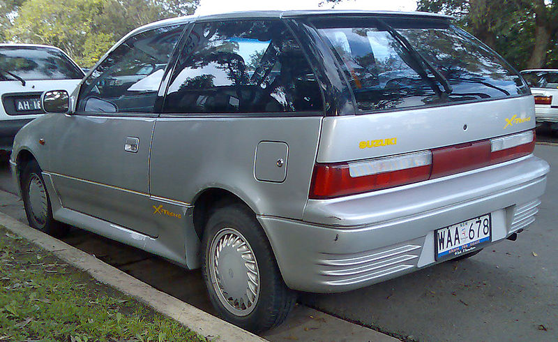 File:1998-1999 Suzuki Swift X-Treme Cino 3-door hatchback 01.jpg