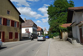 <span class="mw-page-title-main">Boudevilliers</span> Former municipality in Neuchâtel, Switzerland