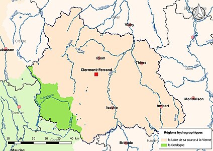 Le territoire du Puy-de-Dôme se répartit en 2 régions hydrographiques.