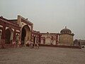 A Lahore Fort pavilion.jpg