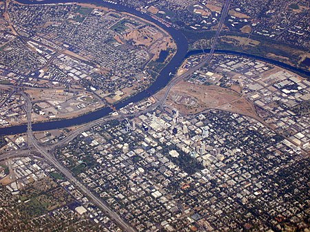 Tập_tin:Aerial_view_of_Sacramento.jpg