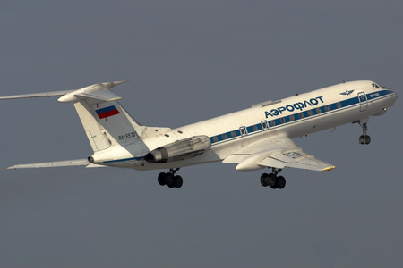 Tập_tin:Aeroflot_Tu-134A_RA-65781_SVO_2003-3-10.png