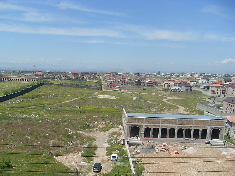 File:Ajapnyak district, Yerevan 07.jpg