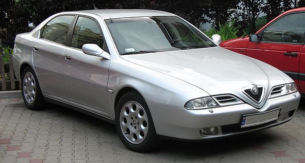 Alfa Romeo 166, pre-facelifted model