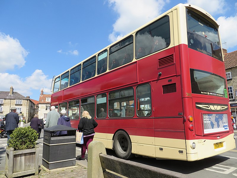 File:All aboard - geograph.org.uk - 3980744.jpg