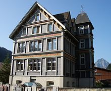 Building in Alpthal Alpthal01.JPG