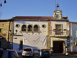 Ayuntamiento de Santa María del Tiétar.JPG