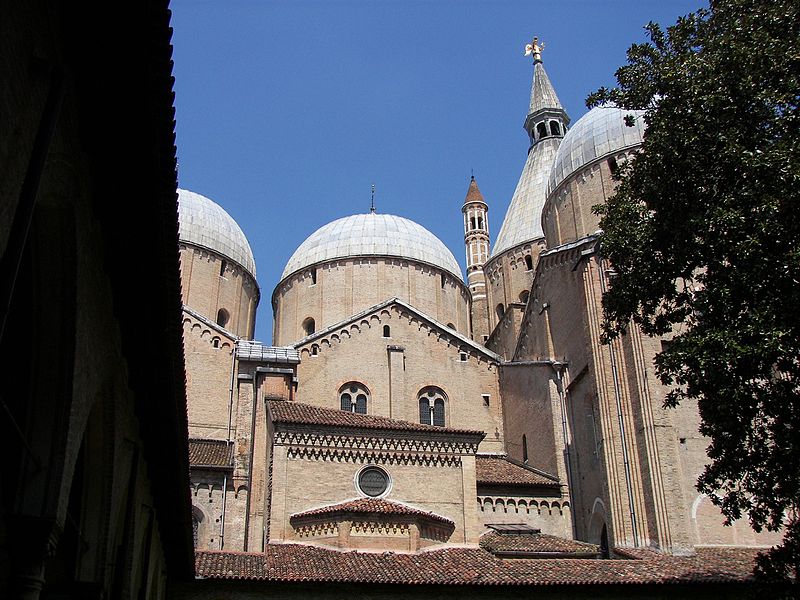 File:Basilica of Saint Anthony of Padua 3.jpg