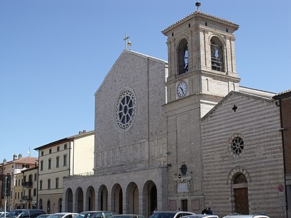 Come arrivare a Bastia Umbra con i mezzi pubblici - Informazioni sul luogo