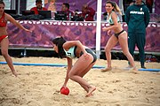 Deutsch: Beachhandball bei den Olympischen Jugendspielen 2018; Tag 5, 10. November 2018; Mädchen, Hauptrunde - Ungarn-Paraguay 2:0 English: Beach handball at the 2018 Summer Youth Olympics at 11 October 2018 – Girls Main Round – Hungary-Paraguay 2:0