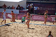 Deutsch: Beachhandball bei den Olympischen Jugendspielen 2018; Tag 4, 10. Oktober 2018; Mädchen, Vorrunde, Gruppe A - Ungarn-Chinese Taipei (Taiwan) 2:0 English: Beach handball at the 2018 Summer Youth Olympics at 10 October 2018 – Girls Preliminary Round Group A‎ – Hungary-Chinese Taipei 2:0