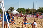 Deutsch: Bachhandball bei den Olympischen Jugendspielen 2018; Tag 3, 9. Oktober 2018; Mädchen, Vorrunde, Gruppe A - Russland-Amerikanisch Samoa 2:0 English: Beach handball at the 2018 Summer Youth Olympics at 9 October 2018 – Girls Preliminary Round Group A‎ – Russia-American Samoa 2:0