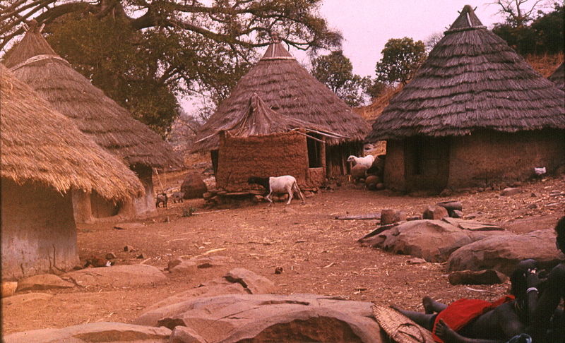 File:Bedik village Southeast Sénégal (West Africa) (4231572359).jpg
