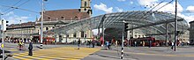 Bahnhofplatz Bern: nicht sichtbar der links liegende Bahnhof