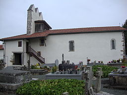 Berraute (Domezain-Berraute, Pyr-Atl, Fr) ëglise avec cimetière.JPG