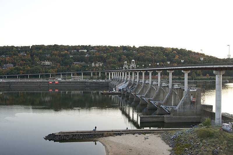 File:Big Dam Bridge.jpg