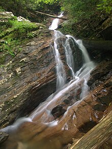 Bull Cove fällt südliche Nantahala Wilderness.jpg