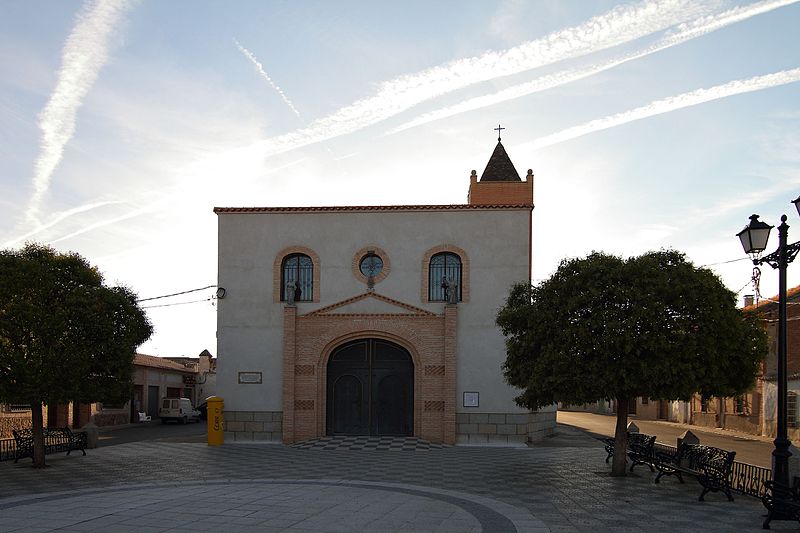 File:Camarenilla, Iglesia de Nuestra Señora del Rosario,1.jpg