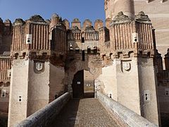 Castillo de Coca, Segovia, España, 2016 07.JPG