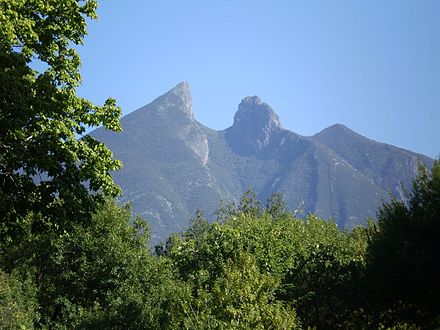 Cerro de la Silla (Saddle Mountain)