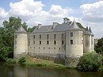 Chateau-de-la-guerche.jpg