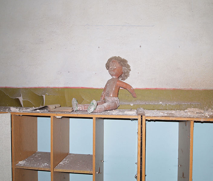 File:Chernobyl Exclusion Zone - kindergarten.jpg