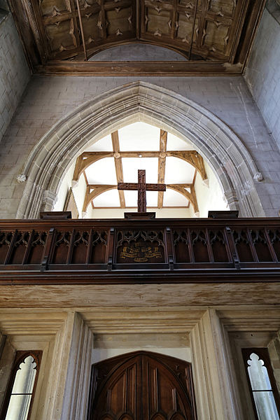 File:Church of St Mary Hatfield Broad Oak Essex England - tower arch screen and gallery 2.jpg