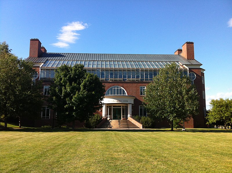 File:Colby College Olin Science Center.JPG