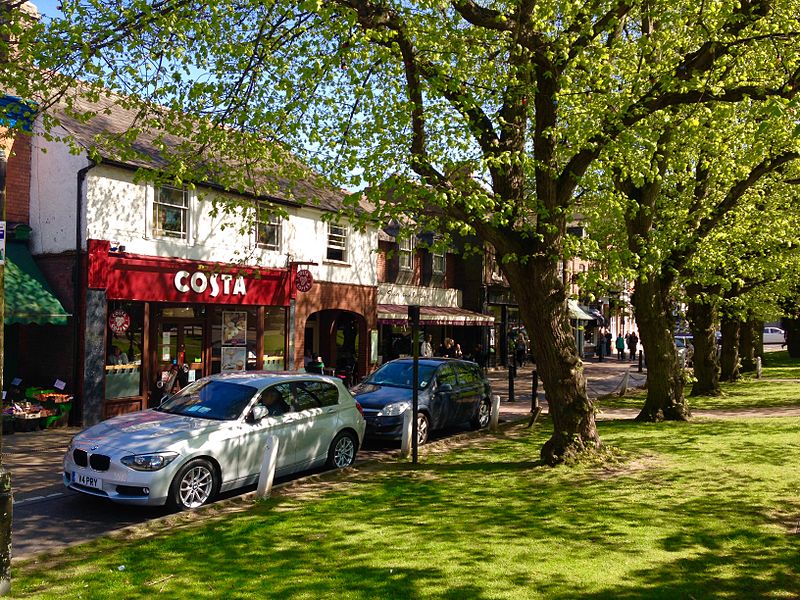 File:Costa Coffee Harpenden Town Centre.jpg