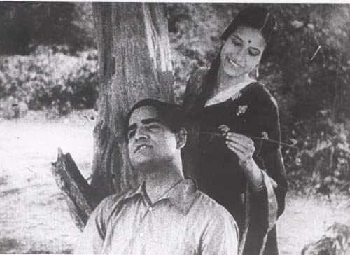 Kundan Lal Saigal and Jamuna Barua in the film