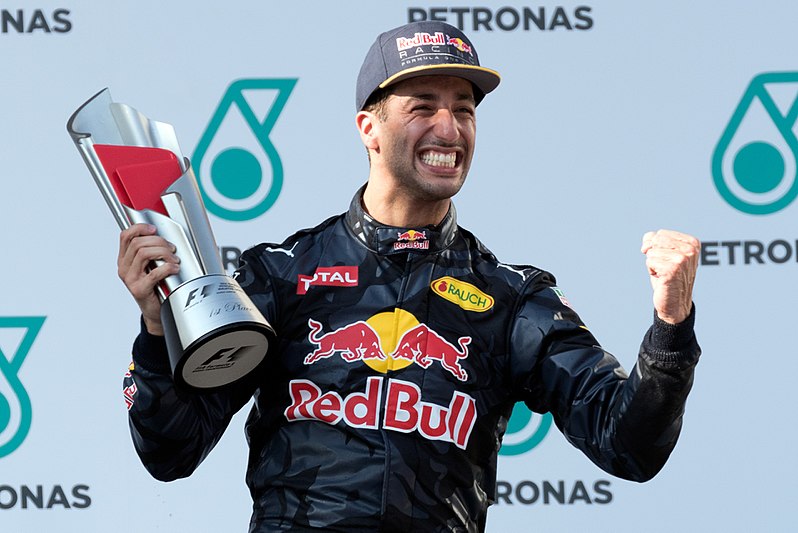 File:Daniel Ricciardo 2016 Malaysia podium.jpg