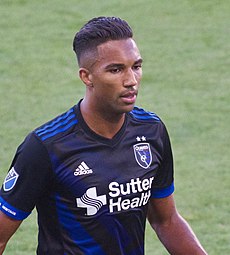 Hoesen v dresu San Jose Earthquakes (2017)