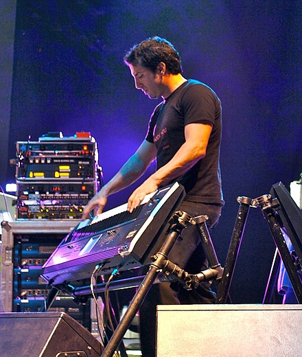 Sherinian performing in 2006