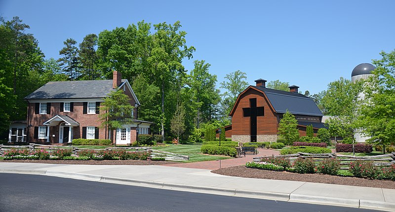 File:Eagle Lake, Charlotte, NC, USA - panoramio (1).jpg